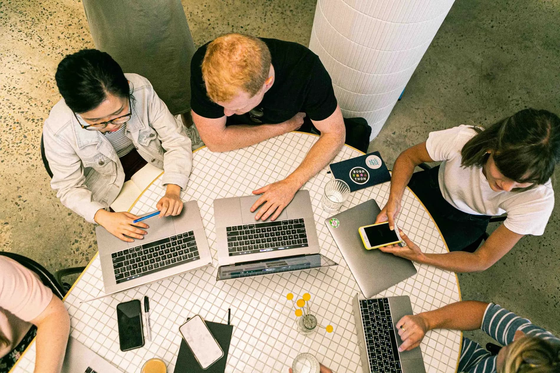 Freelances No-Code : Scroll, une agence de freelances no-code
